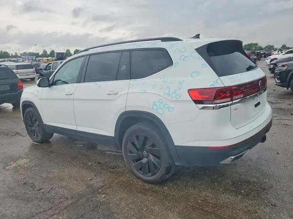 1V2KR2CA0RC563459 2024 VOLKSWAGEN ATLAS - Image 2