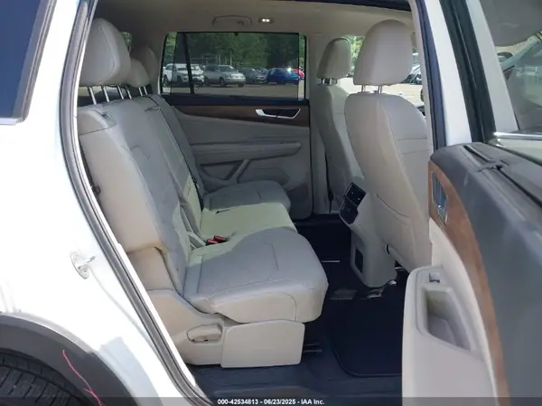 1V2KR2CA0RC585770 2024 VOLKSWAGEN ATLAS - Image 8