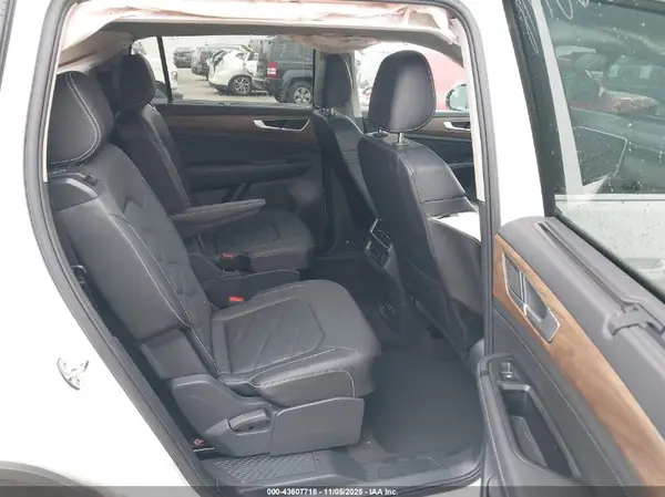 1V2KR2CA0SC503414 2025 VOLKSWAGEN ATLAS - Image 8