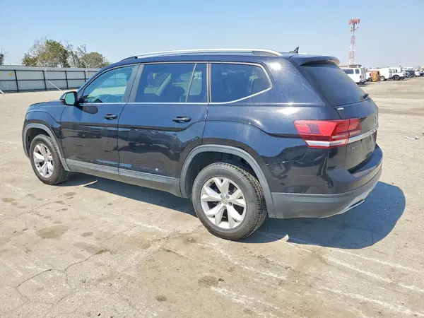 1V2KR2CA1JC523427 2018 VOLKSWAGEN ATLAS - Image 2