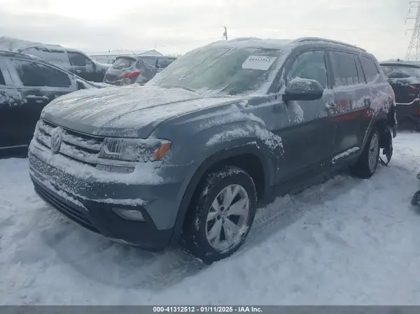 1V2KR2CA1JC530846 2018 VOLKSWAGEN ATLAS - Image 2