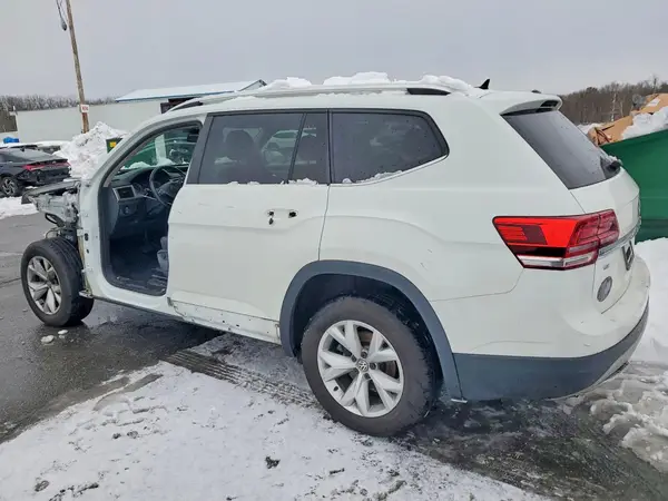 1V2KR2CA1JC564494 2018 VOLKSWAGEN ATLAS - Image 2