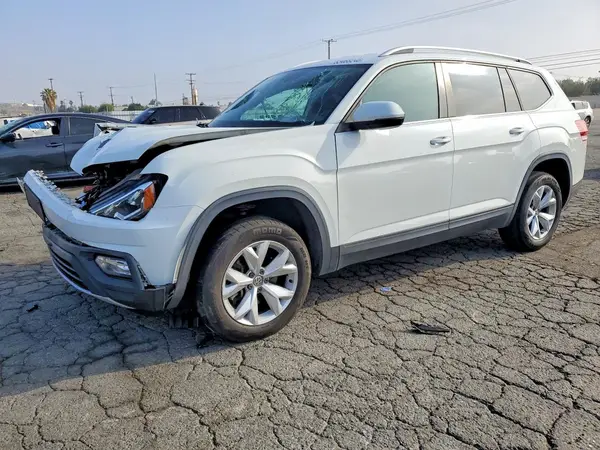 1V2KR2CA1JC576094 2018 VOLKSWAGEN ATLAS - Image 1