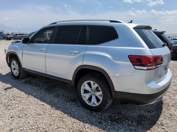 1V2KR2CA1JC578296 2018 VOLKSWAGEN ATLAS - Image 2
