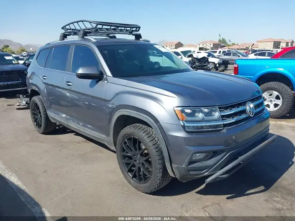 1V2KR2CA1JC584857 2018 VOLKSWAGEN ATLAS - Image 1