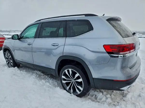 1V2KR2CA1NC562251 2022 VOLKSWAGEN ATLAS - Image 2