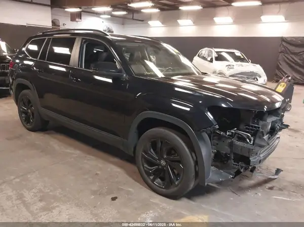1V2KR2CA1PC545467 2023 VOLKSWAGEN ATLAS - Image 1