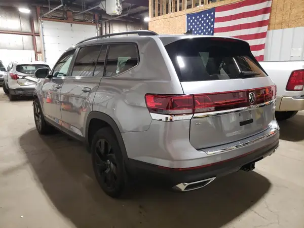 1V2KR2CA1RC525674 2024 VOLKSWAGEN ATLAS - Image 2
