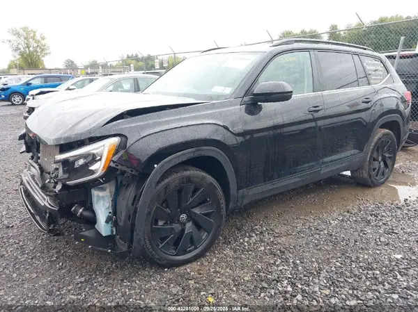 1V2KR2CA1RC538702 2024 VOLKSWAGEN ATLAS - Image 2