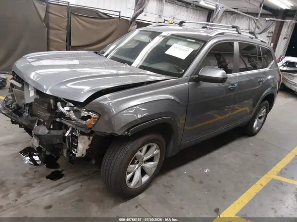 1V2KR2CA2JC574502 2018 VOLKSWAGEN ATLAS - Image 2