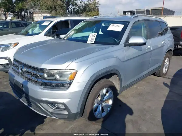 1V2KR2CA2JC575035 2018 VOLKSWAGEN ATLAS - Image 2