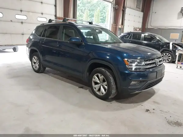 1V2KR2CA2JC585824 2018 VOLKSWAGEN ATLAS - Image 1