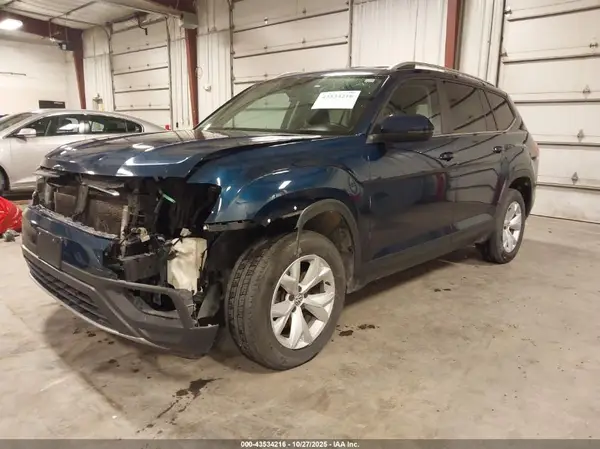 1V2KR2CA3JC513577 2018 VOLKSWAGEN ATLAS - Image 2