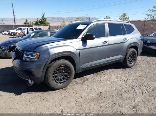 1V2KR2CA3JC564903 2018 VOLKSWAGEN ATLAS - Image 2