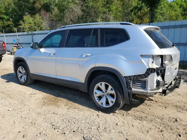 1V2KR2CA3JC569048 2018 VOLKSWAGEN ATLAS - Image 2