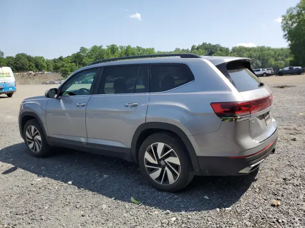 1V2KR2CA3RC575444 2024 VOLKSWAGEN ATLAS - Image 2