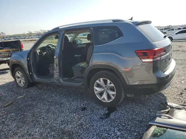 1V2KR2CA4JC561878 2018 VOLKSWAGEN ATLAS - Image 2