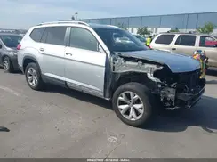 1V2KR2CA4JC574338 2018 VOLKSWAGEN ATLAS