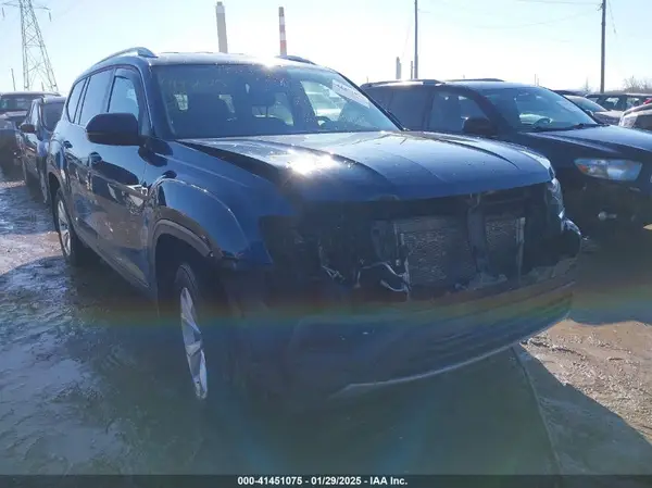 1V2KR2CA4JC587252 2018 VOLKSWAGEN ATLAS - Image 1
