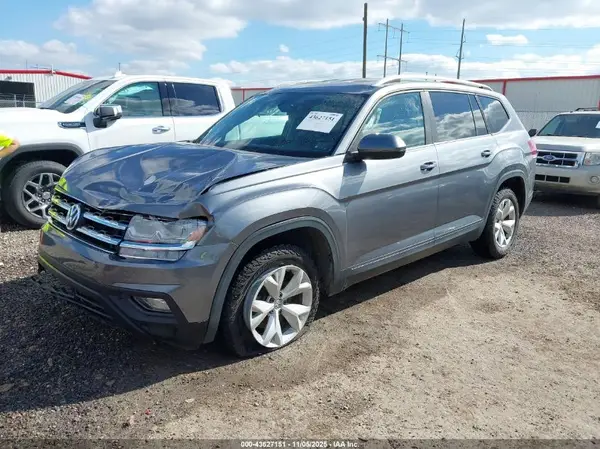 1V2KR2CA5JC533541 2018 VOLKSWAGEN ATLAS - Image 2
