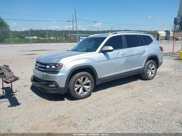 1V2KR2CA5JC568080 2018 VOLKSWAGEN ATLAS - Image 2