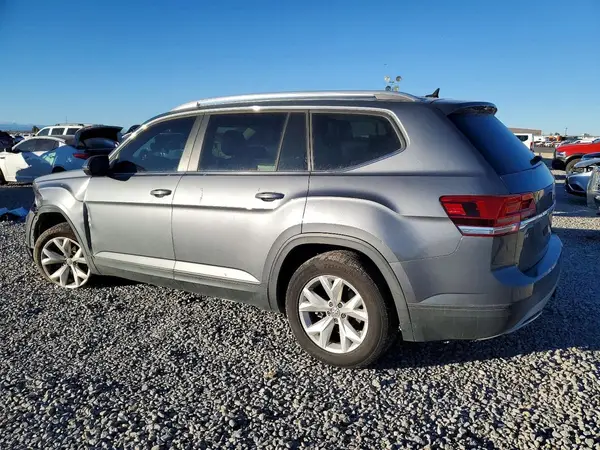 1V2KR2CA5JC580004 2018 VOLKSWAGEN ATLAS - Image 2