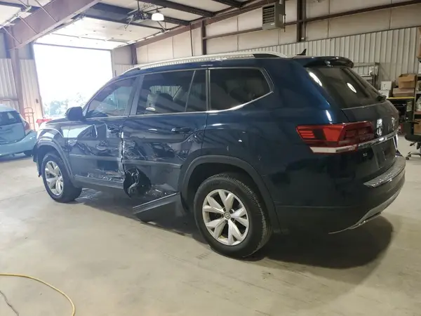 1V2KR2CA6JC523911 2018 VOLKSWAGEN ATLAS - Image 2