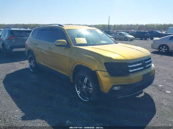 1V2KR2CA6JC535525 2018 VOLKSWAGEN ATLAS - Image 1