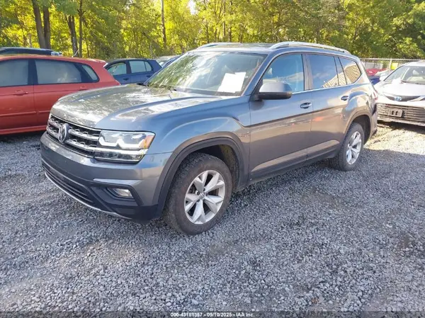 1V2KR2CA6JC565401 2018 VOLKSWAGEN ATLAS - Image 2