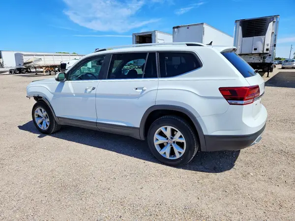 1V2KR2CA6JC568038 2018 VOLKSWAGEN ATLAS - Image 2