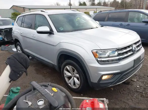 1V2KR2CA6JC569870 2018 VOLKSWAGEN ATLAS - Image 1