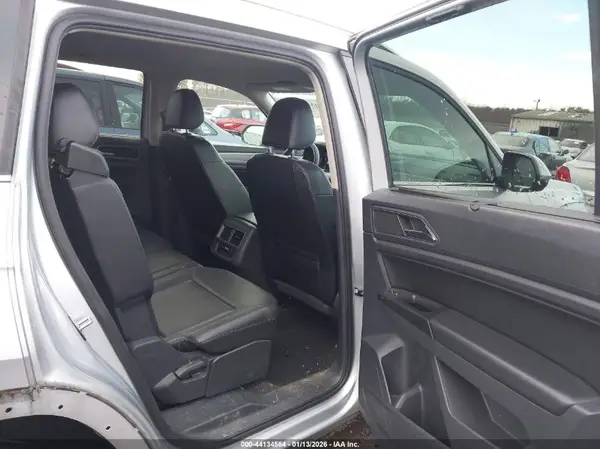 1V2KR2CA6JC569870 2018 VOLKSWAGEN ATLAS - Image 8