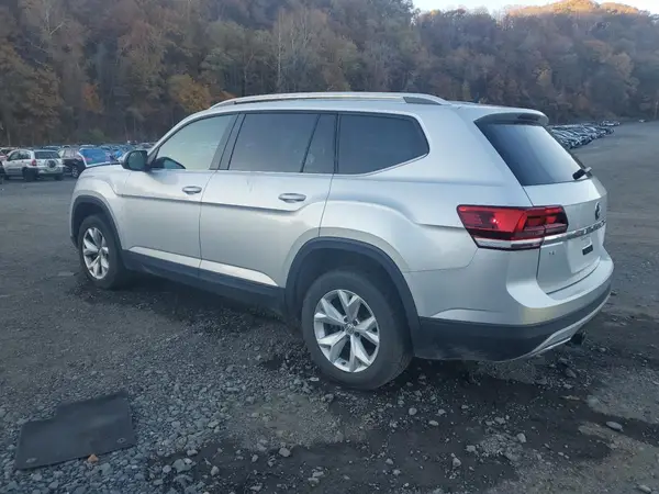 1V2KR2CA7JC566816 2018 VOLKSWAGEN ATLAS - Image 2