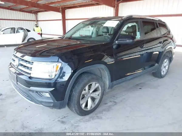 1V2KR2CA7JC567674 2018 VOLKSWAGEN ATLAS - Image 2