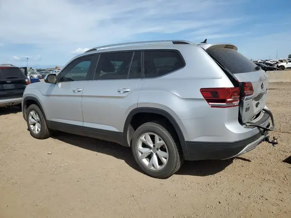 1V2KR2CA7JC570073 2018 VOLKSWAGEN ATLAS - Image 2