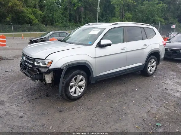 1V2KR2CA7JC573443 2018 VOLKSWAGEN ATLAS - Image 2