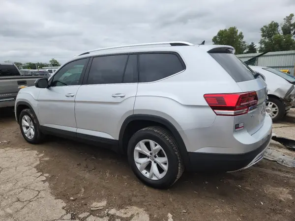 1V2KR2CA8JC515938 2018 VOLKSWAGEN ATLAS - Image 2