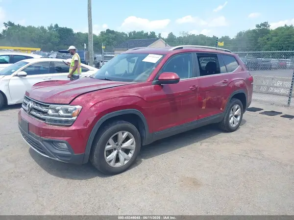 1V2KR2CA8JC525997 2018 VOLKSWAGEN ATLAS - Image 2