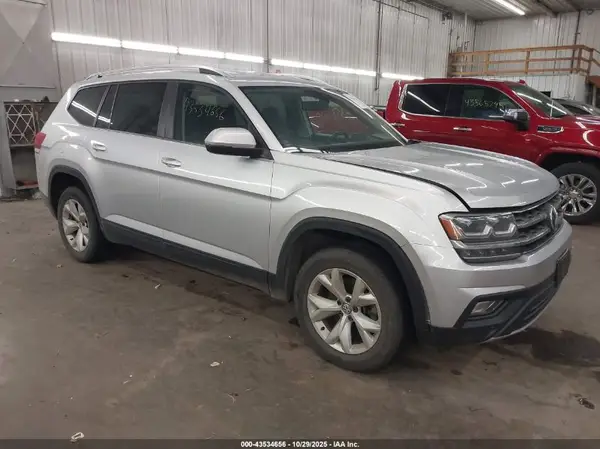 1V2KR2CA8JC573127 2018 VOLKSWAGEN ATLAS - Image 1