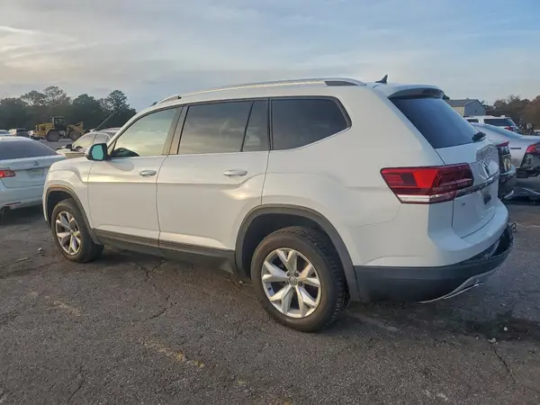 1V2KR2CA8JC575749 2018 VOLKSWAGEN ATLAS - Image 2