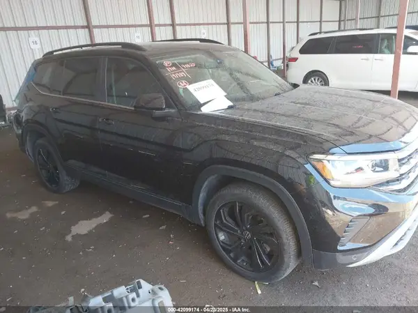 1V2KR2CA8NC550050 2022 VOLKSWAGEN ATLAS - Image 1