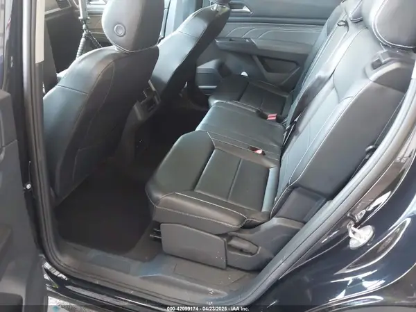 1V2KR2CA8NC550050 2022 VOLKSWAGEN ATLAS - Image 8