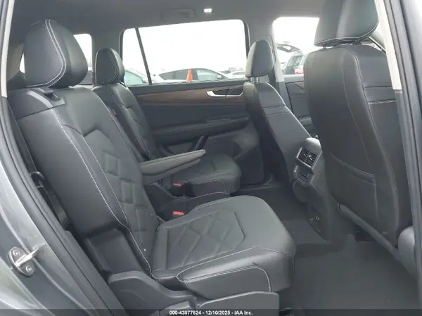 1V2KR2CA8SC504701 2025 VOLKSWAGEN ATLAS - Image 8