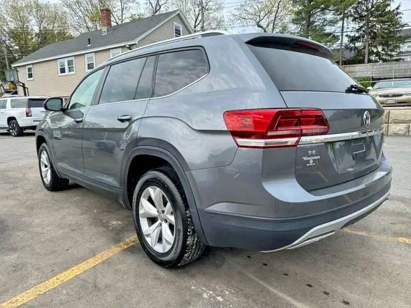 1V2KR2CA9JC505158 2018 VOLKSWAGEN ATLAS - Image 2
