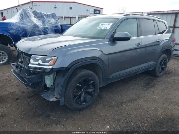 1V2KR2CA9JC552576 2018 VOLKSWAGEN ATLAS - Image 2