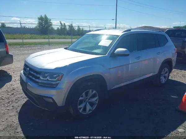 1V2KR2CA9JC554327 2018 VOLKSWAGEN ATLAS - Image 2