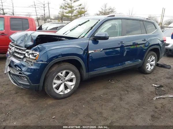 1V2KR2CA9JC569104 2018 VOLKSWAGEN ATLAS - Image 2