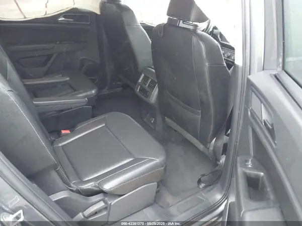 1V2KR2CAXJC517240 2018 VOLKSWAGEN ATLAS - Image 8