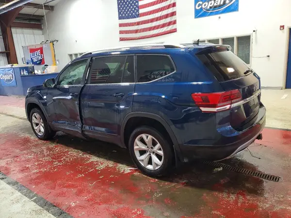 1V2KR2CAXJC538525 2018 VOLKSWAGEN ATLAS - Image 2