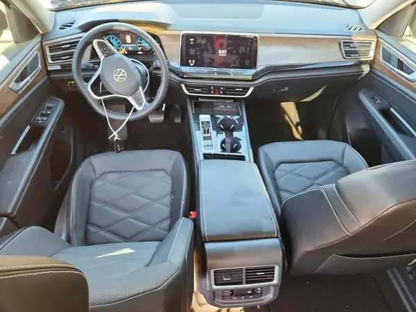 1V2KR2CAXRC540545 2024 VOLKSWAGEN ATLAS - Image 8